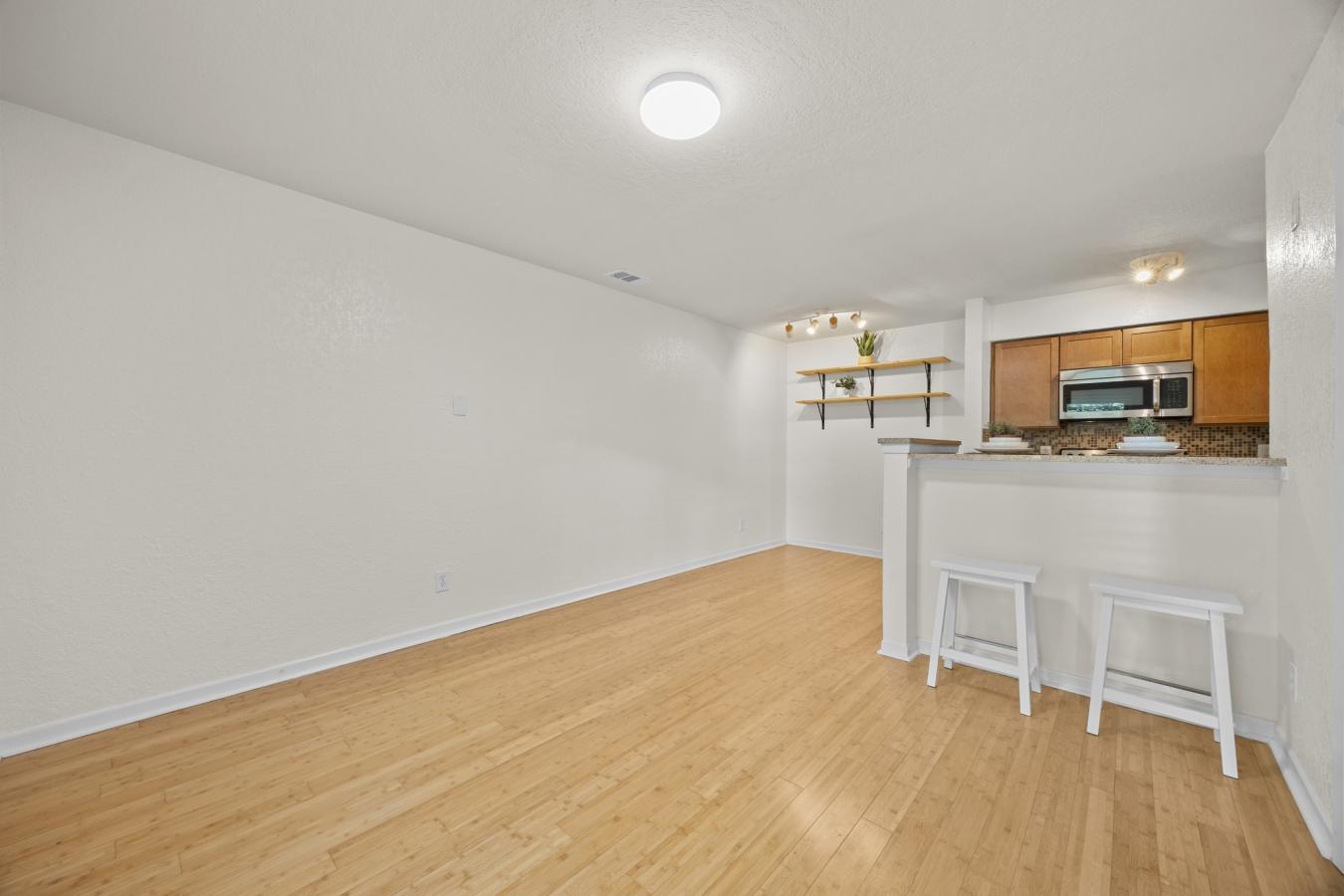 Live in the heart of South Austins vibrant energy in this beautifully – image 7