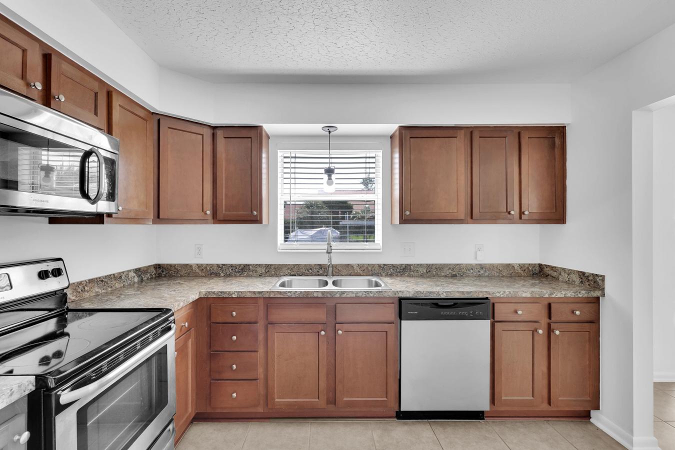 Jacksonville, Duval, 32250, United States, 3 Bedrooms Bedrooms, ,2 BathroomsBathrooms,Residential,For Sale,2049823