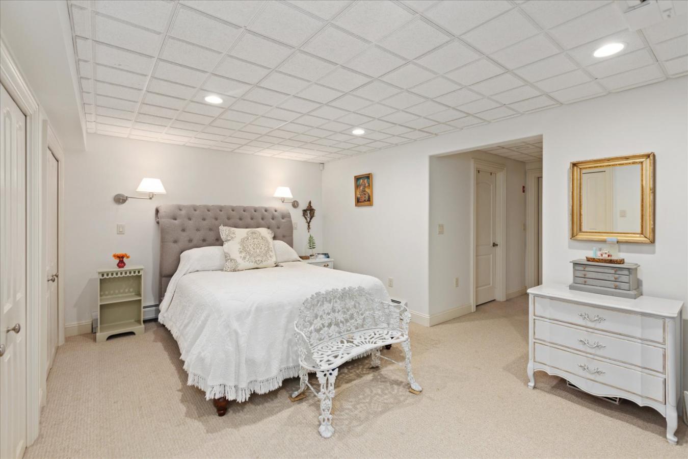 Rindge, New Hampshire, 03461, United States, 3 Bedrooms Bedrooms, ,2 BathroomsBathrooms,Residential,For Sale,2049820