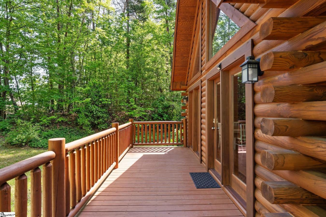 Tucked away in the peaceful mountains of Travelers Rest, this stunning – image 10