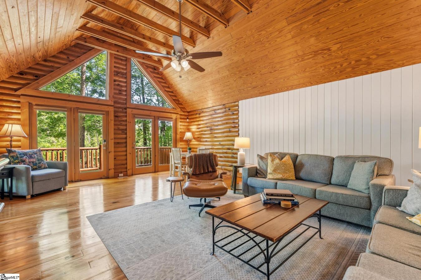 Tucked away in the peaceful mountains of Travelers Rest, this stunning – image 11