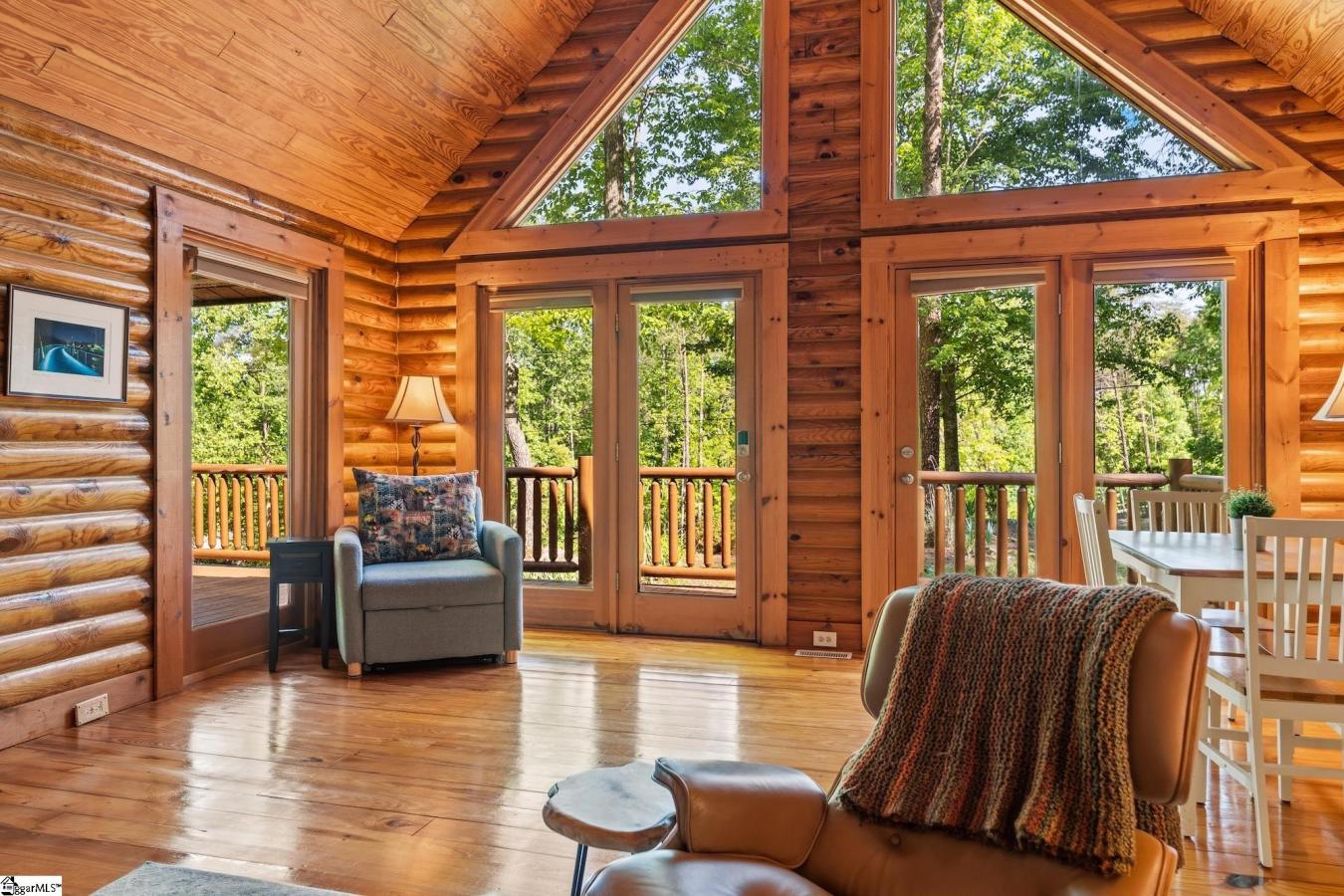 Tucked away in the peaceful mountains of Travelers Rest, this stunning – image 13
