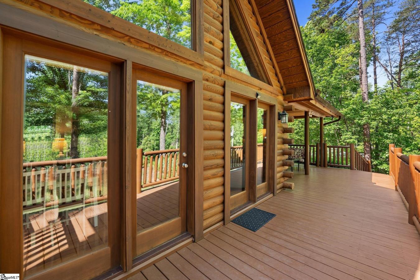 Tucked away in the peaceful mountains of Travelers Rest, this stunning – image 8