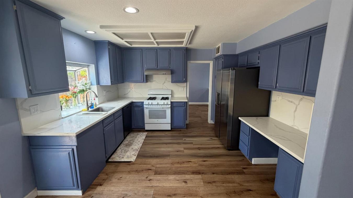 San Jose, Santa Clara, 95111, United States, 4 Bedrooms Bedrooms, ,3 BathroomsBathrooms,Residential,For Sale,2049816