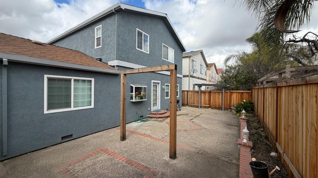 San Jose, Santa Clara, 95111, United States, 4 Bedrooms Bedrooms, ,3 BathroomsBathrooms,Residential,For Sale,2049816