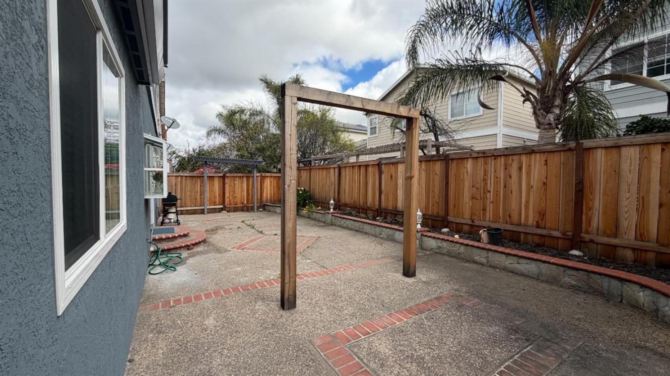 San Jose, Santa Clara, 95111, United States, 4 Bedrooms Bedrooms, ,3 BathroomsBathrooms,Residential,For Sale,2049816