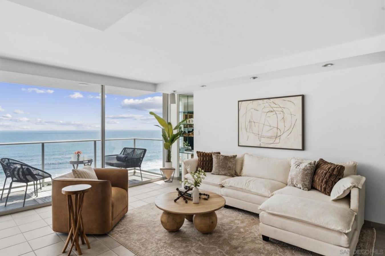 Coronado, San Diego, 92118, United States, 2 Bedrooms Bedrooms, ,2 BathroomsBathrooms,Residential,For Sale,2049814