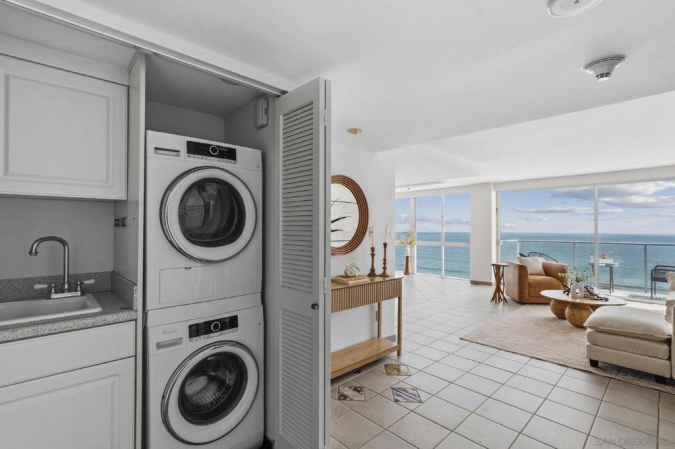 Coronado, San Diego, 92118, United States, 2 Bedrooms Bedrooms, ,2 BathroomsBathrooms,Residential,For Sale,2049814