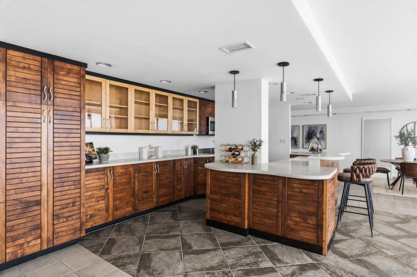 Coronado, San Diego, 92118, United States, 2 Bedrooms Bedrooms, ,2 BathroomsBathrooms,Residential,For Sale,2049814