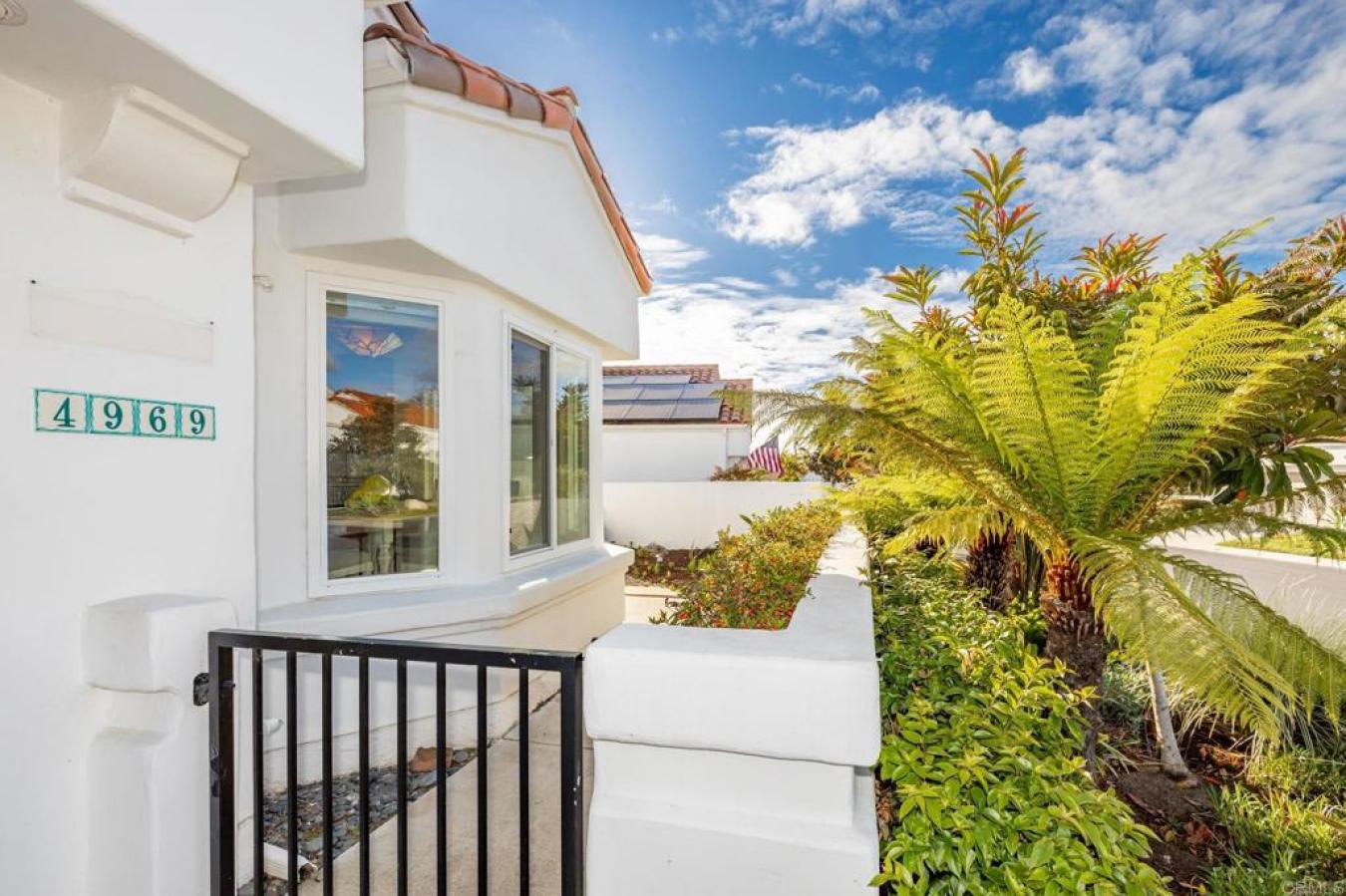 Oceanside, San Diego, 92056, United States, 3 Bedrooms Bedrooms, ,3 BathroomsBathrooms,Residential,For Sale,2049812