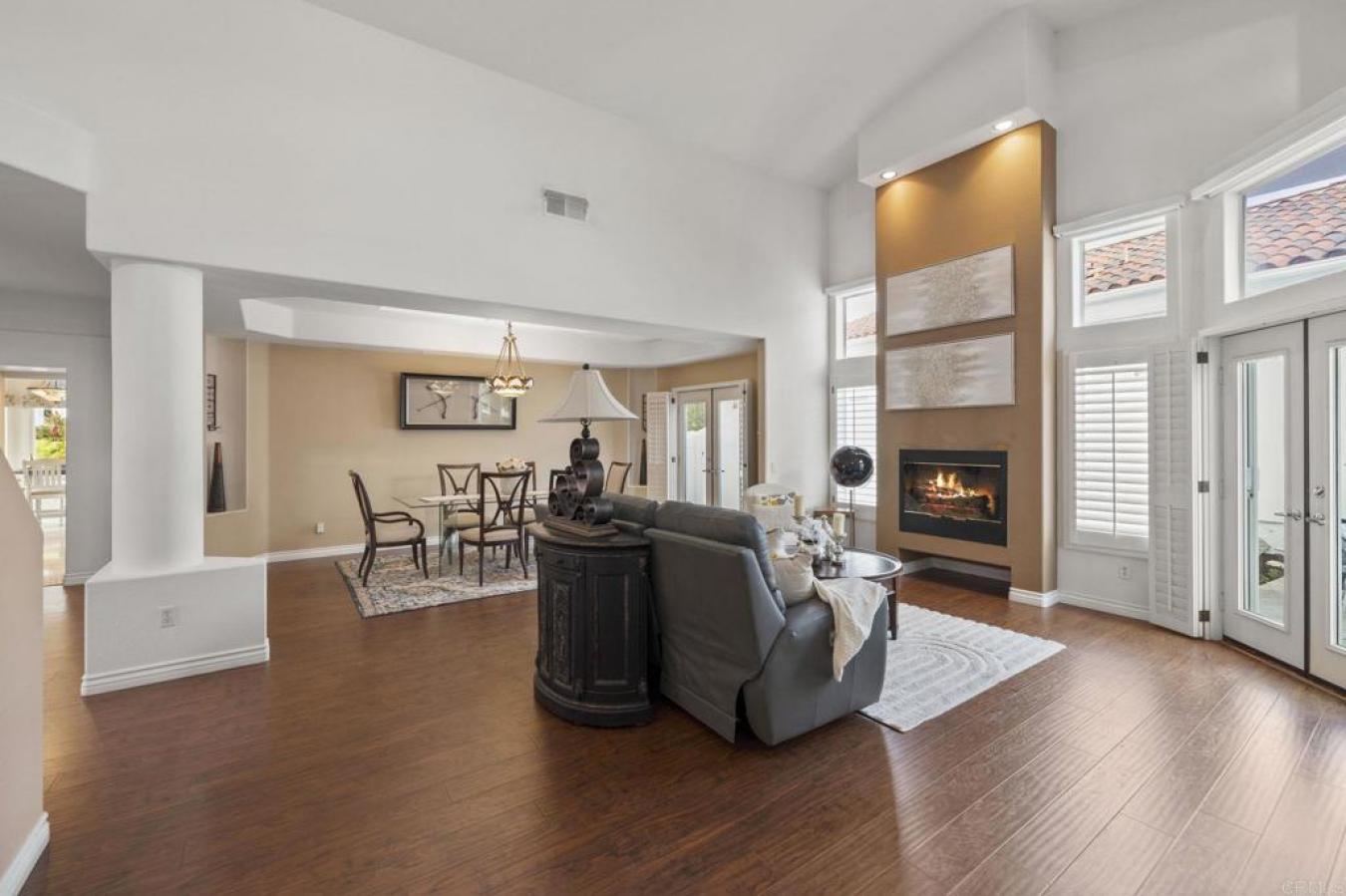 Oceanside, San Diego, 92056, United States, 3 Bedrooms Bedrooms, ,3 BathroomsBathrooms,Residential,For Sale,2049812