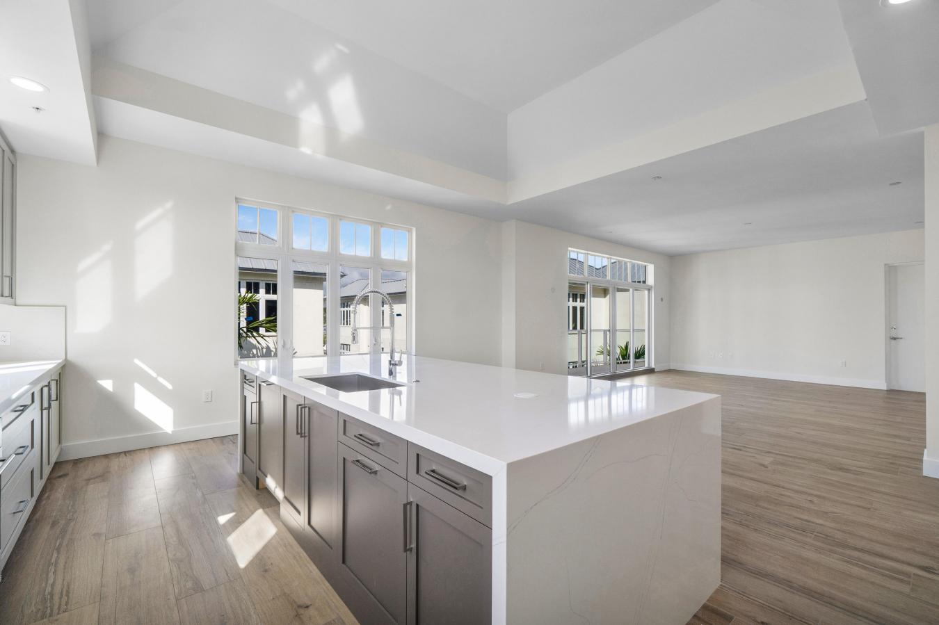 Palm Beach Shores, Palm Beach, 33404, United States, 2 Bedrooms Bedrooms, ,2 BathroomsBathrooms,Residential,For Sale,2049810