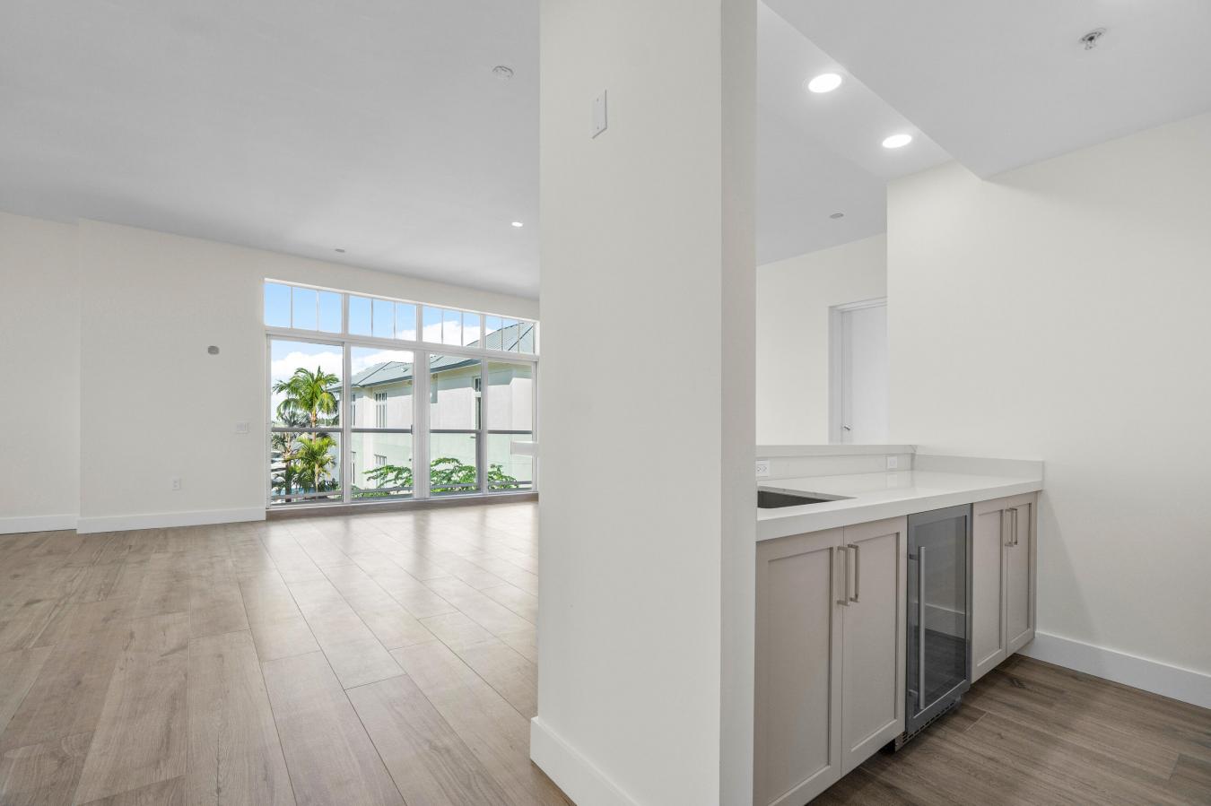 Palm Beach Shores, Palm Beach, 33404, United States, 2 Bedrooms Bedrooms, ,2 BathroomsBathrooms,Residential,For Sale,2049810