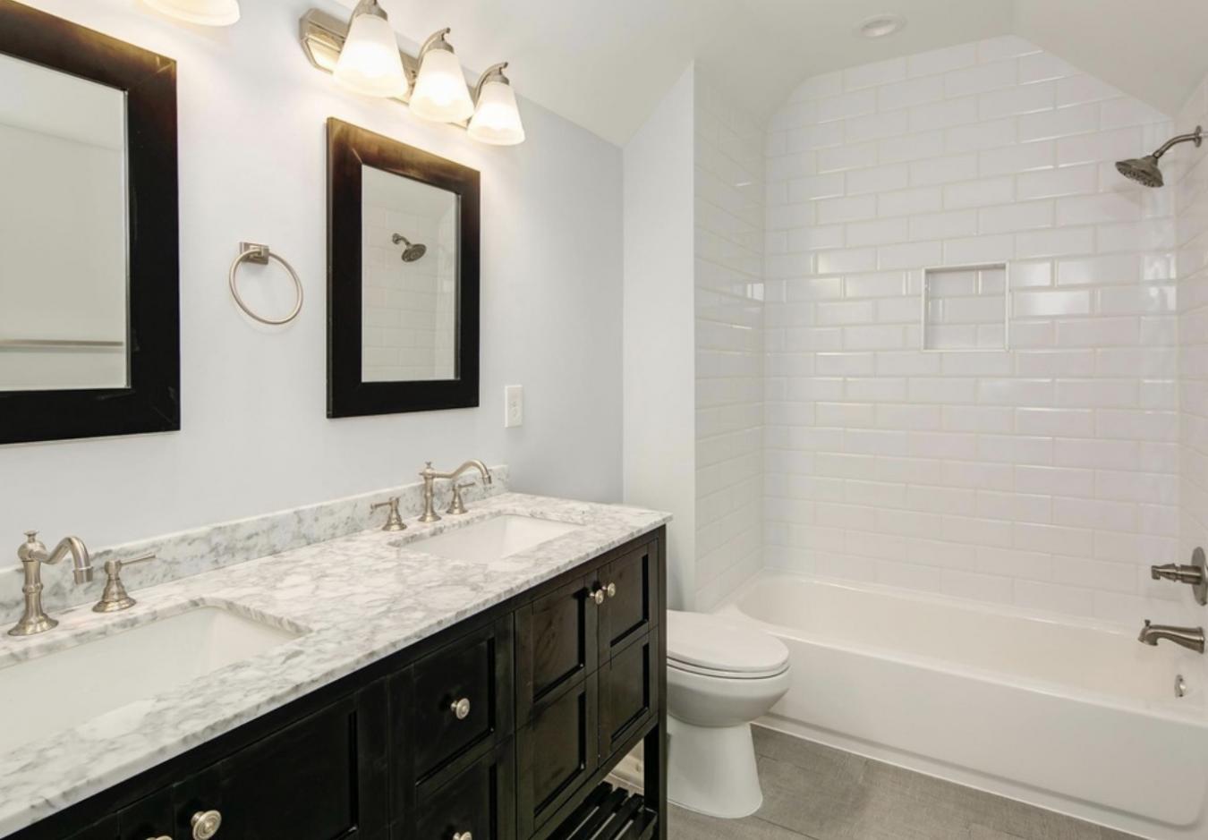 Arlington, Virginia, 22207, United States, 2 Bedrooms Bedrooms, ,3 BathroomsBathrooms,Residential,For Sale,2049808