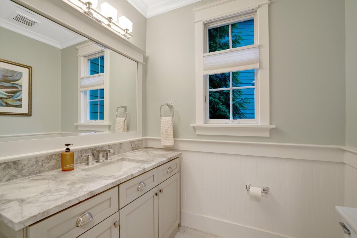 Arlington, Virginia, 22207, United States, 5 Bedrooms Bedrooms, ,4 BathroomsBathrooms,Residential,For Sale,2049807