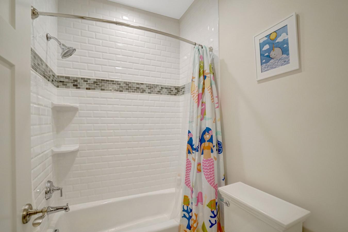 Arlington, Virginia, 22207, United States, 5 Bedrooms Bedrooms, ,4 BathroomsBathrooms,Residential,For Sale,2049807