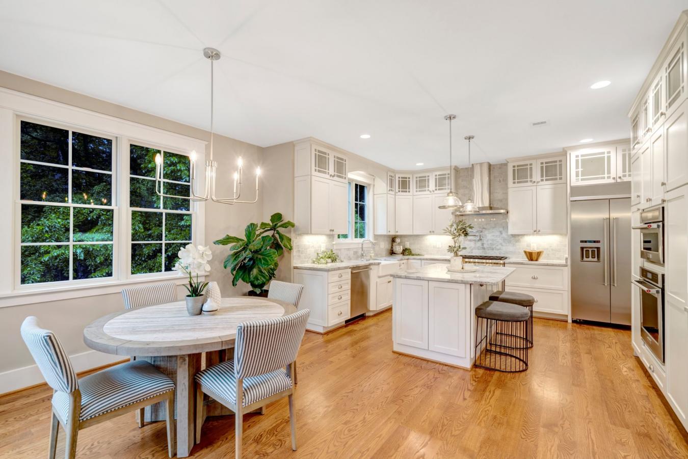 Arlington, Virginia, 22207, United States, 5 Bedrooms Bedrooms, ,4 BathroomsBathrooms,Residential,For Sale,2049807