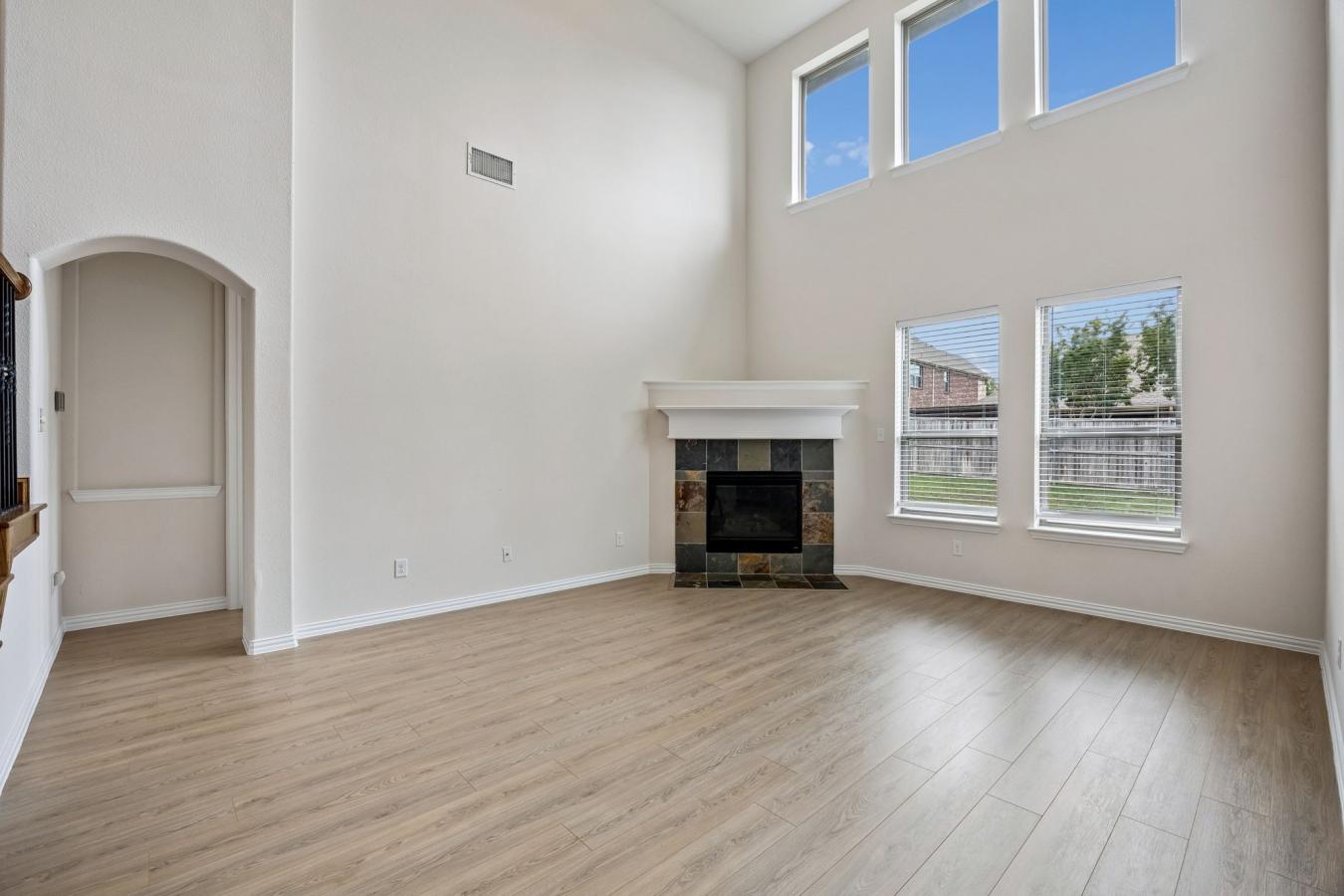 McKinney, Collin, 75071, United States, 4 Bedrooms Bedrooms, ,3 BathroomsBathrooms,Residential,For Sale,2049797