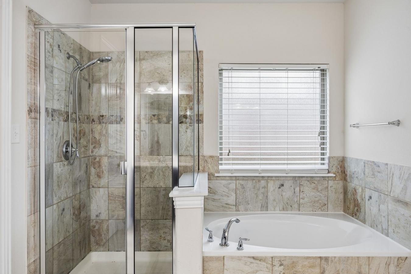 McKinney, Collin, 75071, United States, 4 Bedrooms Bedrooms, ,3 BathroomsBathrooms,Residential,For Sale,2049797