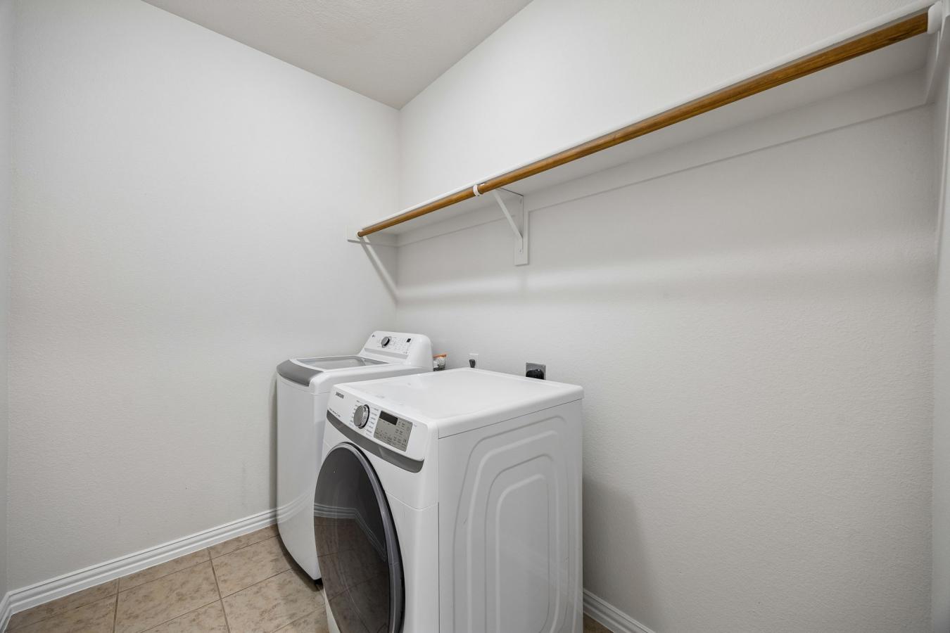 McKinney, Collin, 75071, United States, 4 Bedrooms Bedrooms, ,3 BathroomsBathrooms,Residential,For Sale,2049797