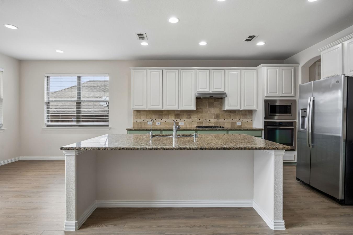 McKinney, Collin, 75071, United States, 4 Bedrooms Bedrooms, ,3 BathroomsBathrooms,Residential,For Sale,2049797