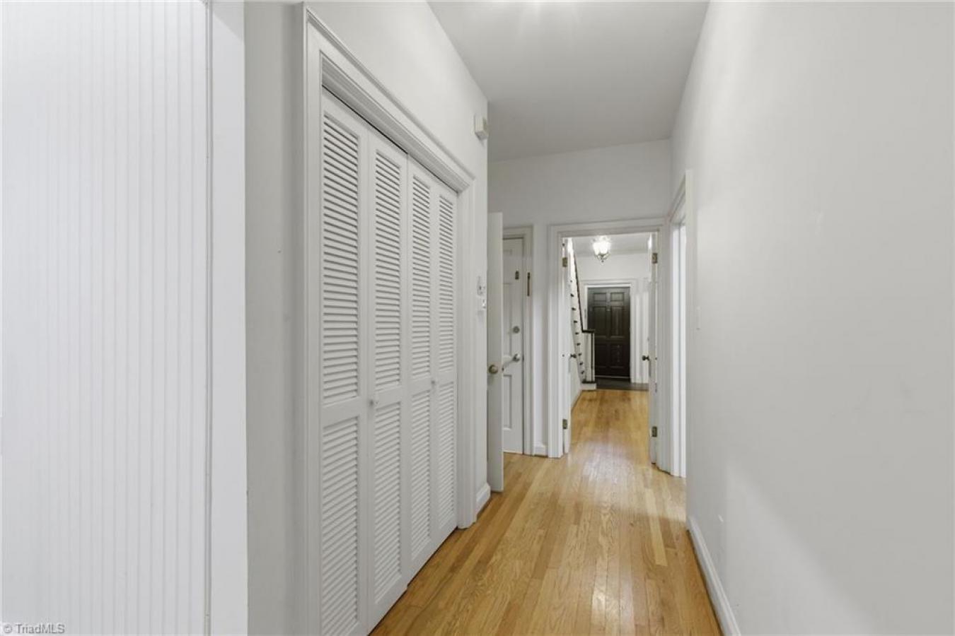 Statesville, Iredell, 28677, United States, 5 Bedrooms Bedrooms, ,4 BathroomsBathrooms,Residential,For Sale,2049795