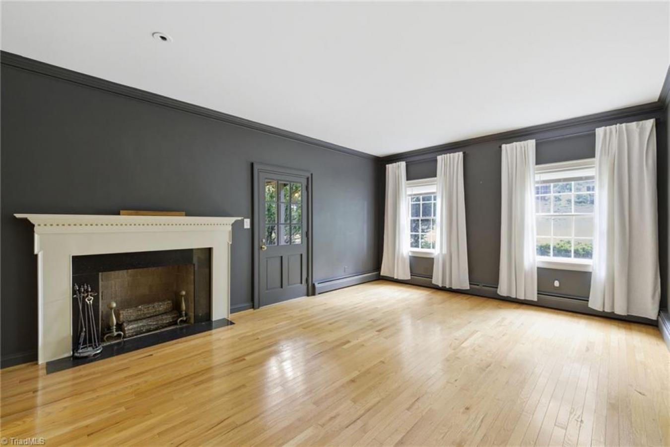 Statesville, Iredell, 28677, United States, 5 Bedrooms Bedrooms, ,4 BathroomsBathrooms,Residential,For Sale,2049795