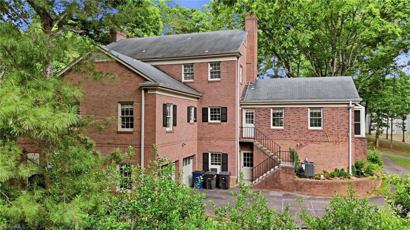 Statesville, Iredell, 28677, United States, 5 Bedrooms Bedrooms, ,4 BathroomsBathrooms,Residential,For Sale,2049795