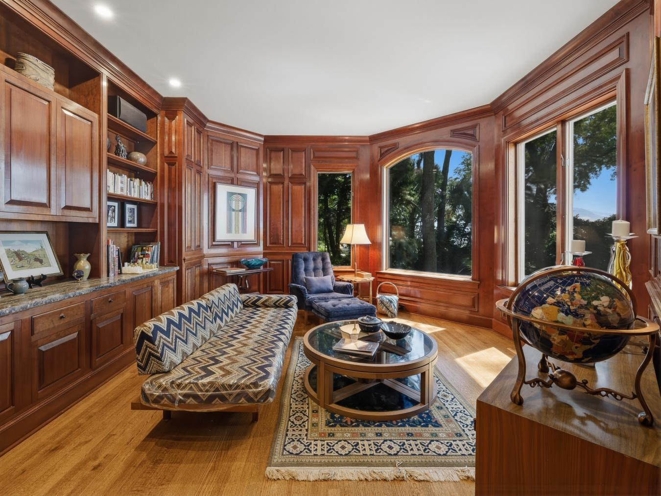 Hilton Head Island, South Carolina, 29926, United States, 5 Bedrooms Bedrooms, ,6 BathroomsBathrooms,Residential,For Sale,2049794