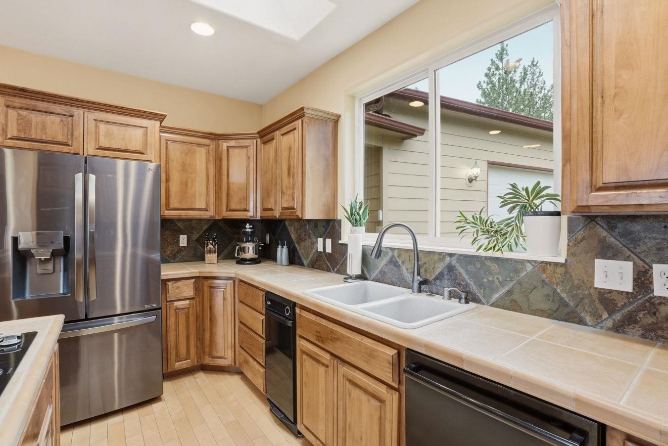 Greenacres, Spokane, 99016, United States, 5 Bedrooms Bedrooms, ,2 BathroomsBathrooms,Residential,For Sale,2049793