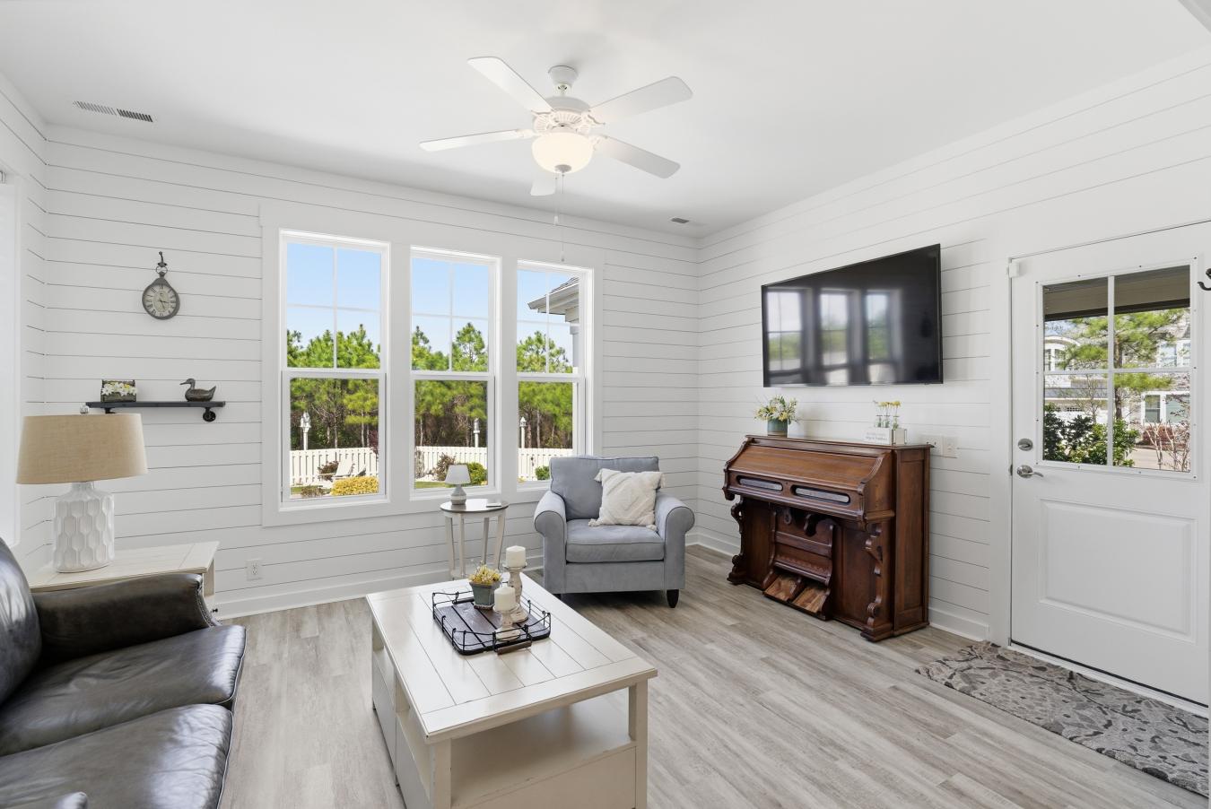 Southport, North Carolina, 28461-2606, United States, 4 Bedrooms Bedrooms, ,3 BathroomsBathrooms,Residential,For Sale,2049792