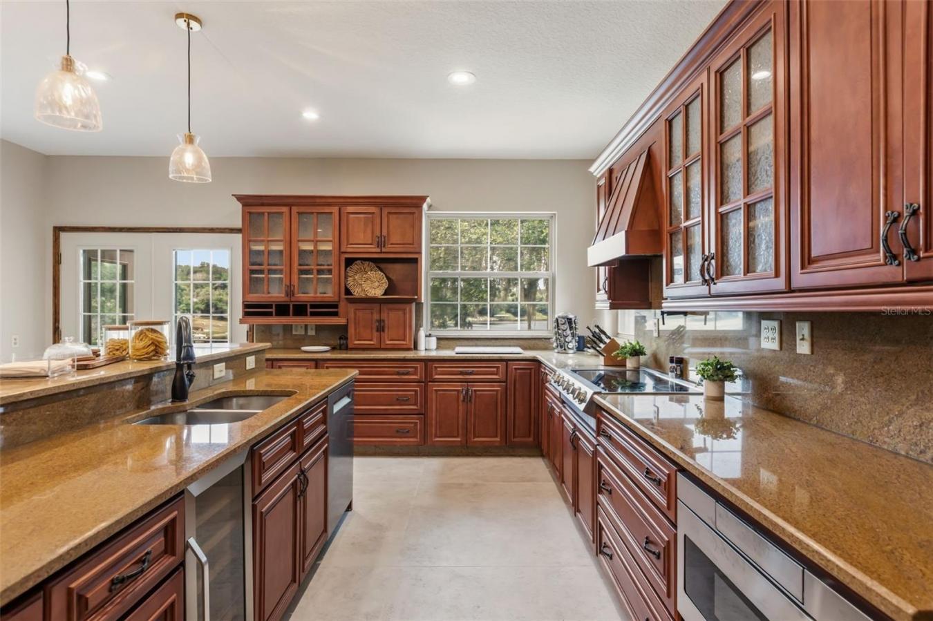 Eustis, Lake, 32726, United States, 4 Bedrooms Bedrooms, ,4 BathroomsBathrooms,Residential,For Sale,2049791