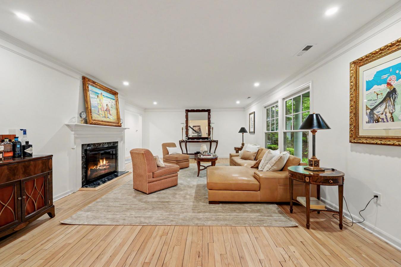 Westport, Connecticut, 06880, United States, 6 Bedrooms Bedrooms, ,6 BathroomsBathrooms,Residential,For Sale,2049789