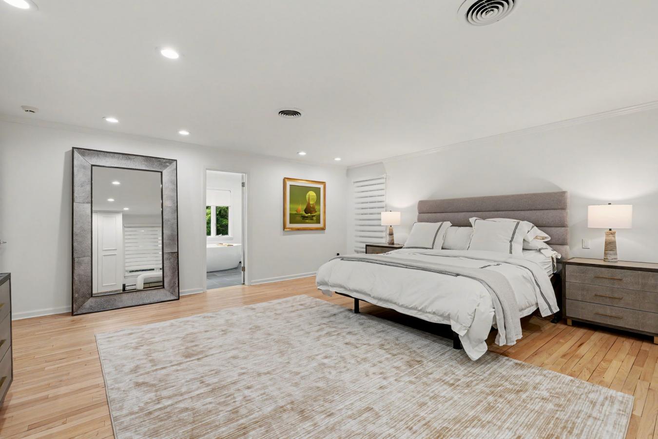 Westport, Connecticut, 06880, United States, 6 Bedrooms Bedrooms, ,6 BathroomsBathrooms,Residential,For Sale,2049789