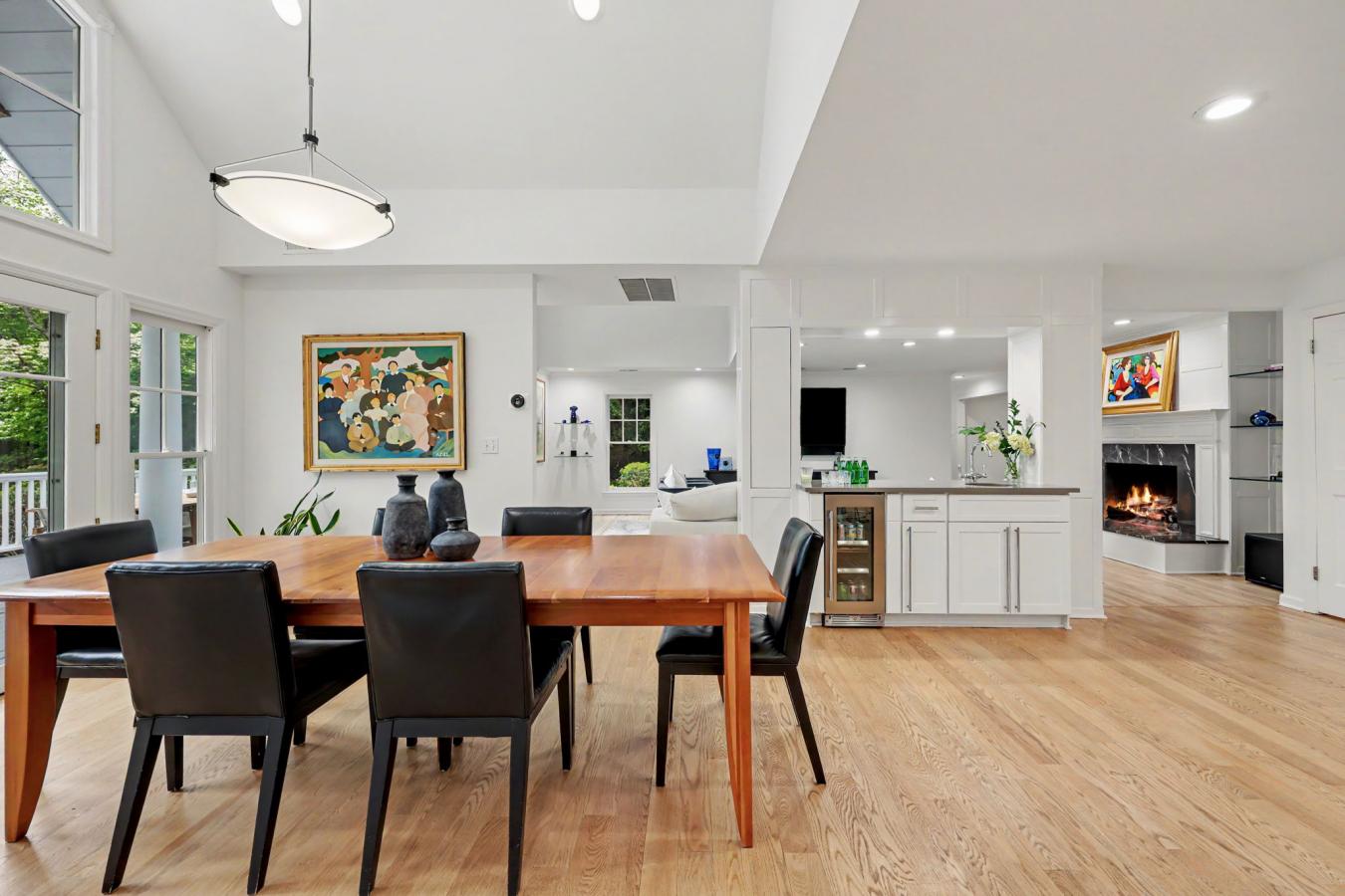 Westport, Connecticut, 06880, United States, 6 Bedrooms Bedrooms, ,6 BathroomsBathrooms,Residential,For Sale,2049789