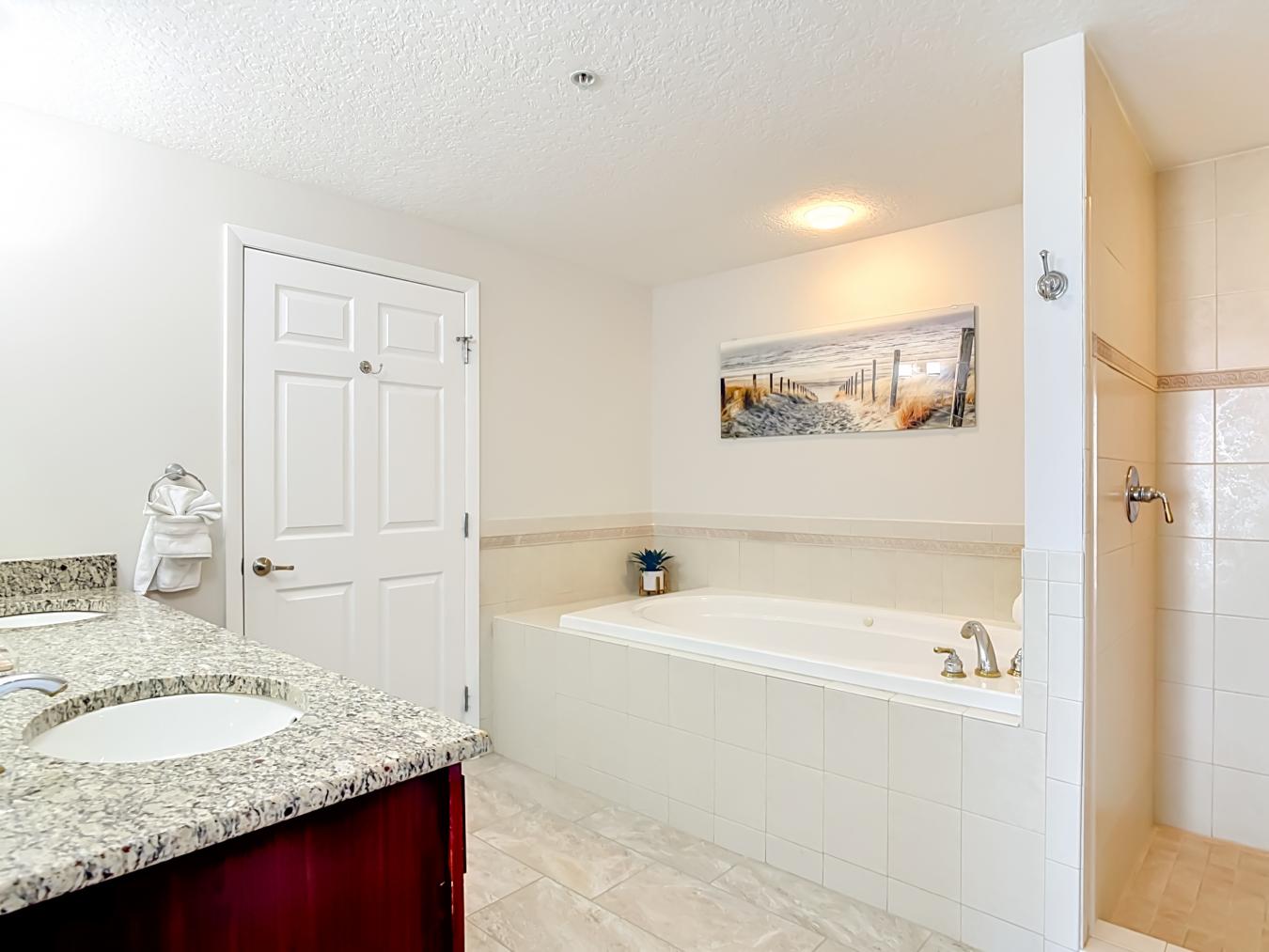 Daytona Beach Shores, Volusia, 32118, United States, 3 Bedrooms Bedrooms, ,2 BathroomsBathrooms,Residential,For Sale,2049783
