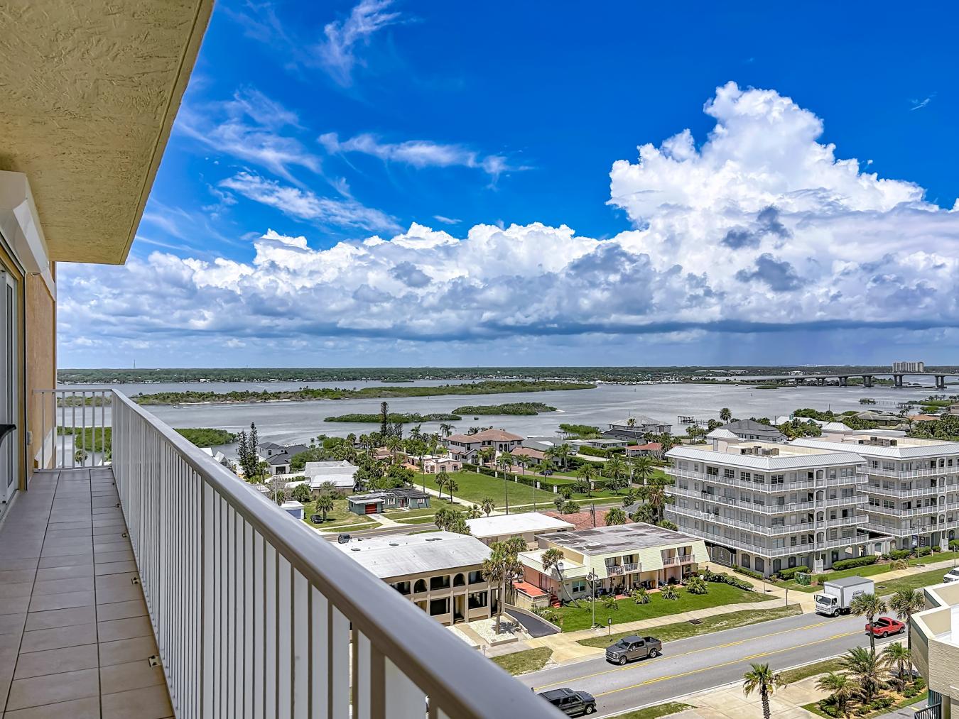 Daytona Beach Shores, Volusia, 32118, United States, 3 Bedrooms Bedrooms, ,2 BathroomsBathrooms,Residential,For Sale,2049783