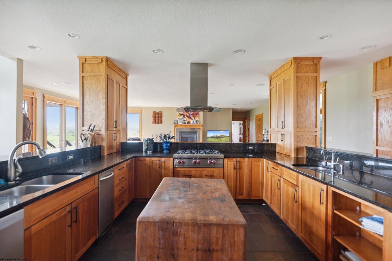 Davis, Tucker, 26260, United States, 7 Bedrooms Bedrooms, ,5 BathroomsBathrooms,Residential,For Sale,2049784