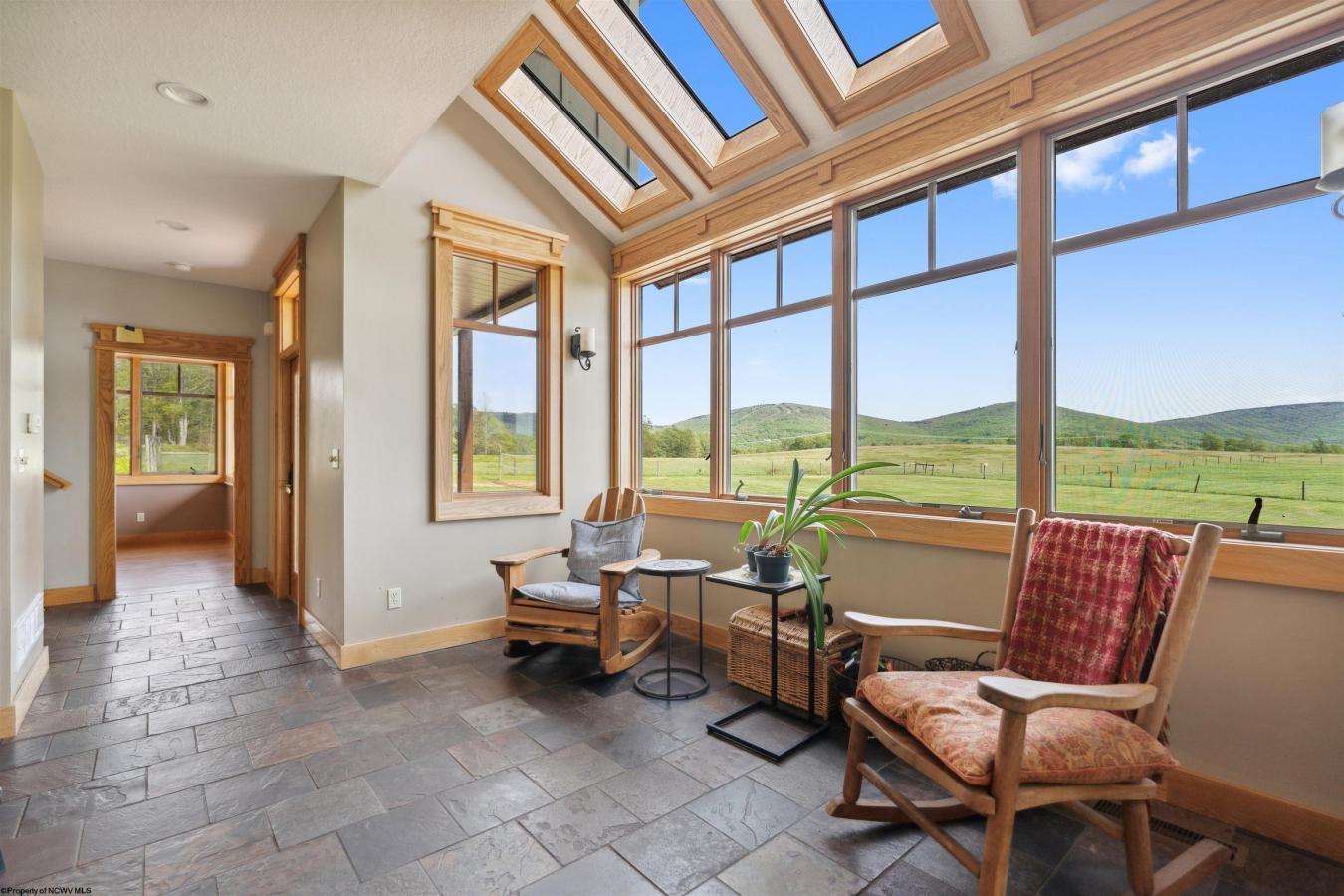 Davis, Tucker, 26260, United States, 7 Bedrooms Bedrooms, ,5 BathroomsBathrooms,Residential,For Sale,2049784