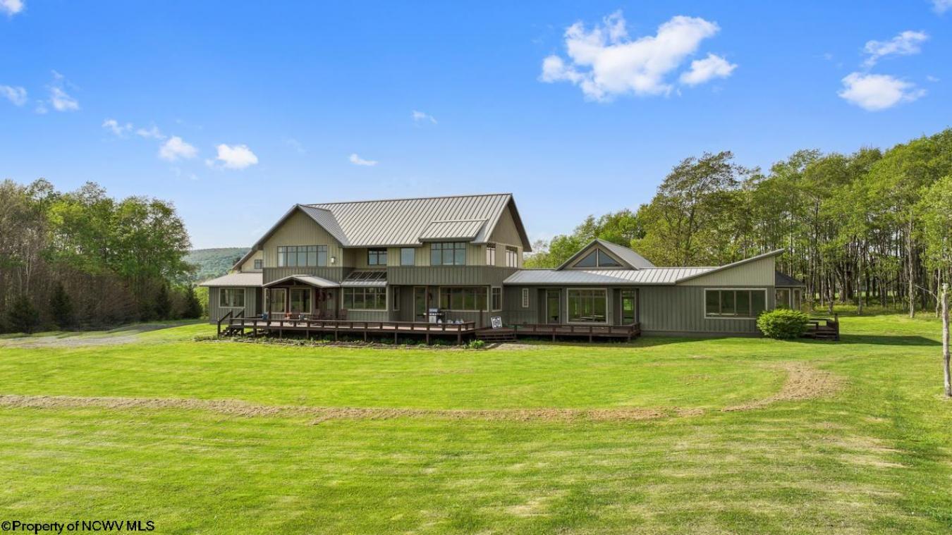 Davis, Tucker, 26260, United States, 7 Bedrooms Bedrooms, ,5 BathroomsBathrooms,Residential,For Sale,2049784