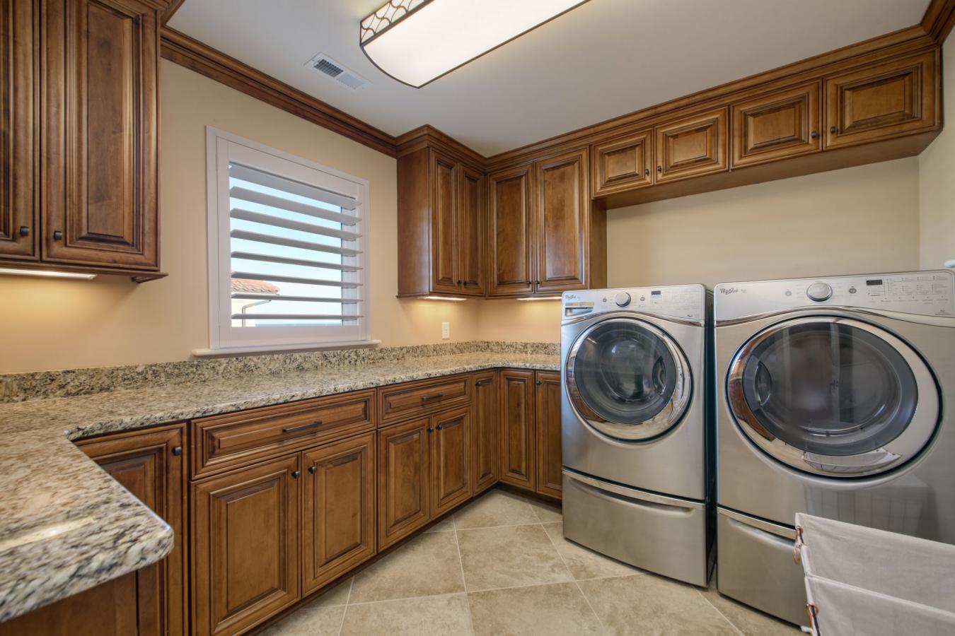 Myrtle Beach, South Carolina, 29572, United States, 7 Bedrooms Bedrooms, ,7 BathroomsBathrooms,Residential,For Sale,2049782