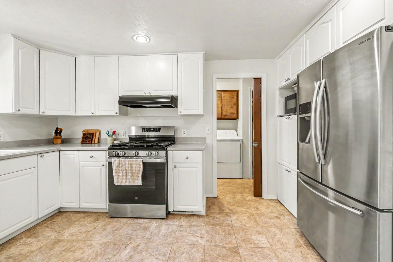 Medford, Jackson, 97504, United States, ,Residential,For Sale,2049781