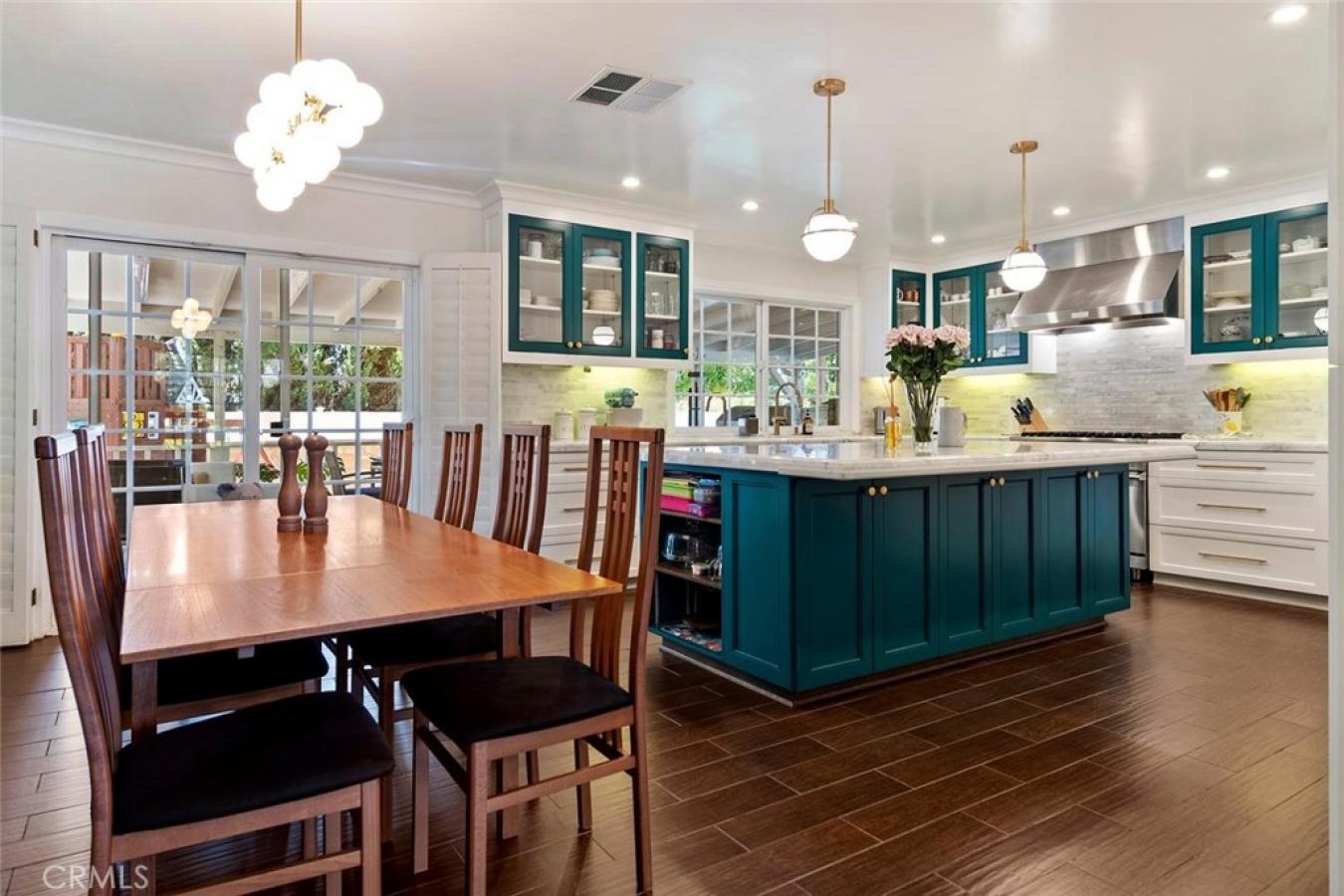 Chatsworth, Los Angeles, 91311, United States, 4 Bedrooms Bedrooms, ,3 BathroomsBathrooms,Residential,For Sale,2049780