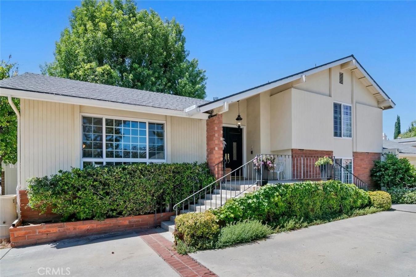 Chatsworth, Los Angeles, 91311, United States, 4 Bedrooms Bedrooms, ,3 BathroomsBathrooms,Residential,For Sale,2049780