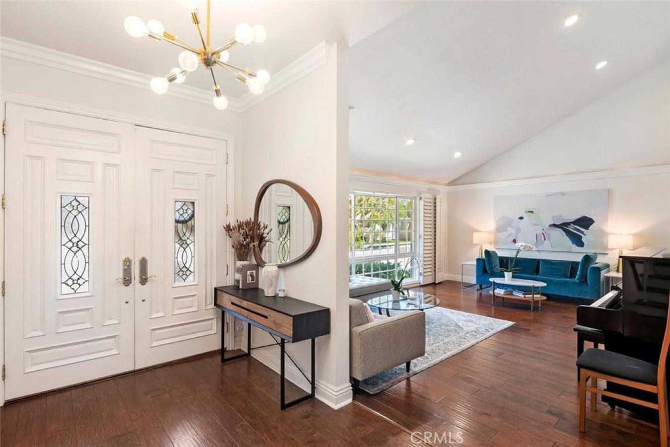 Chatsworth, Los Angeles, 91311, United States, 4 Bedrooms Bedrooms, ,3 BathroomsBathrooms,Residential,For Sale,2049780