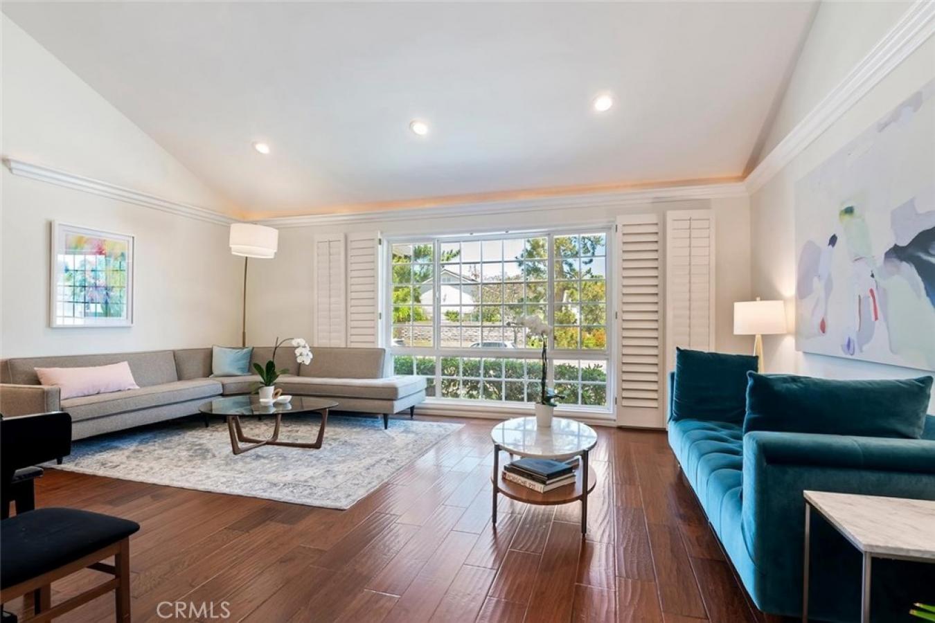 Chatsworth, Los Angeles, 91311, United States, 4 Bedrooms Bedrooms, ,3 BathroomsBathrooms,Residential,For Sale,2049780