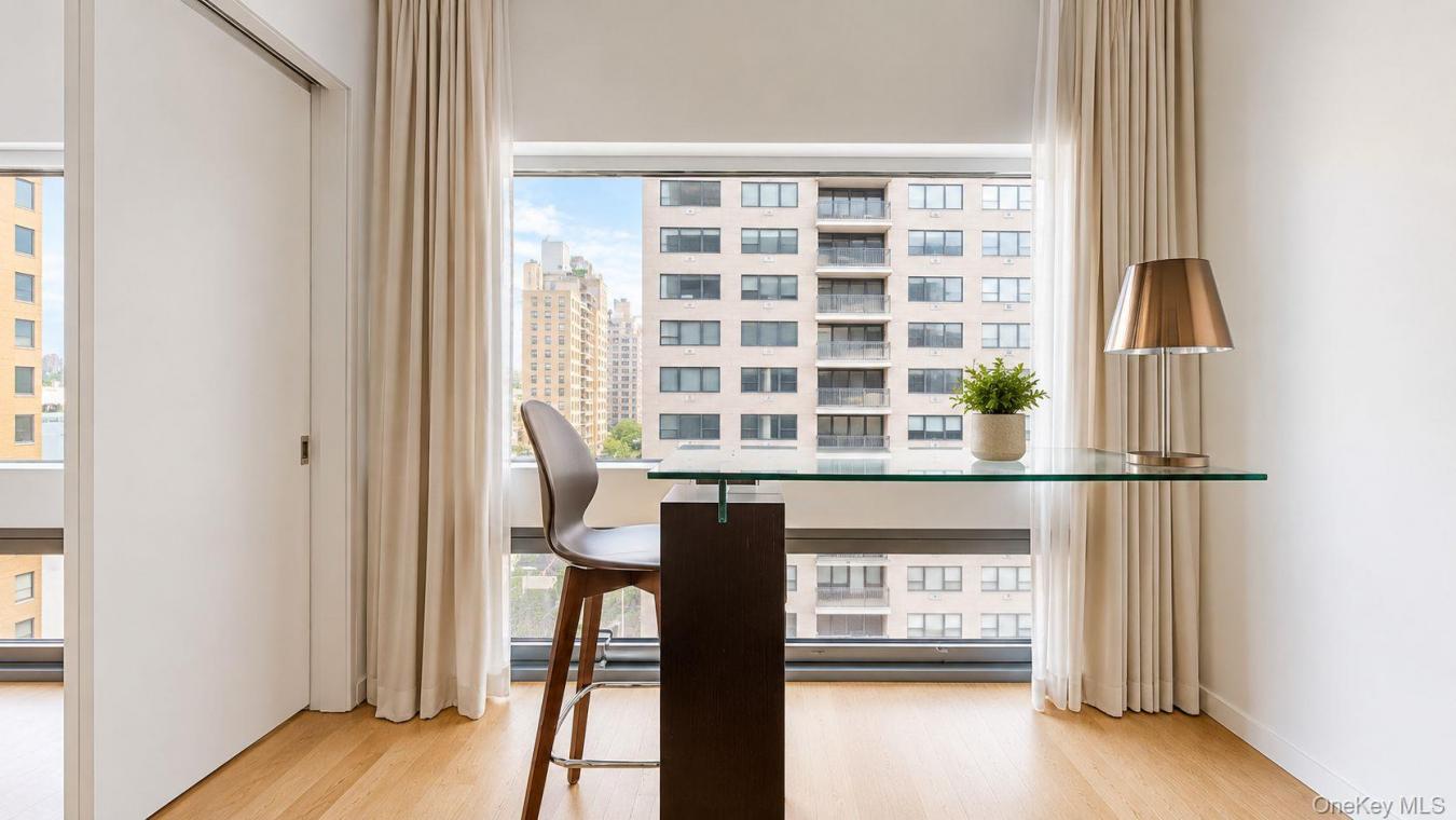 New York, New York (Manhattan), 10003, United States, 2 Bedrooms Bedrooms, ,2 BathroomsBathrooms,Residential,For Sale,2049779