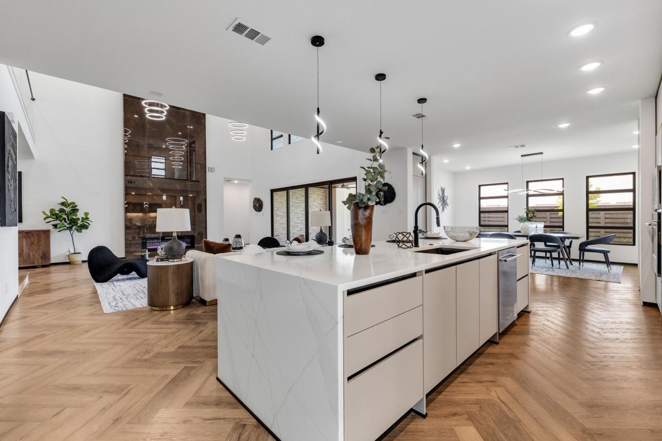 Melissa, Collin, 75454, United States, 5 Bedrooms Bedrooms, ,4 BathroomsBathrooms,Residential,For Sale,2049778