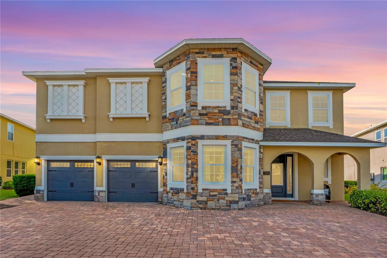 Kissimmee, Osceola, 34747, United States, 11 Bedrooms Bedrooms, ,11 BathroomsBathrooms,Residential,For Sale,2049776