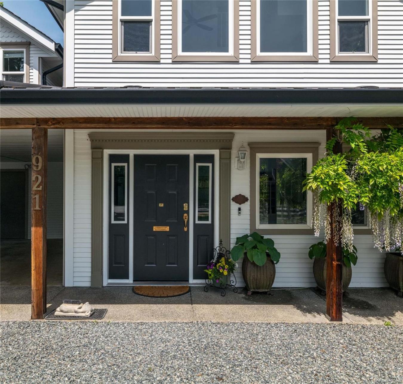 Duncan, Duncan, City of, V9L 2M4, Canada, 5 Bedrooms Bedrooms, ,4 BathroomsBathrooms,Residential,For Sale,2049771
